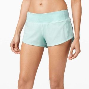 Lululemon light blue speed up shorts!! Low-rise short 2.5:)